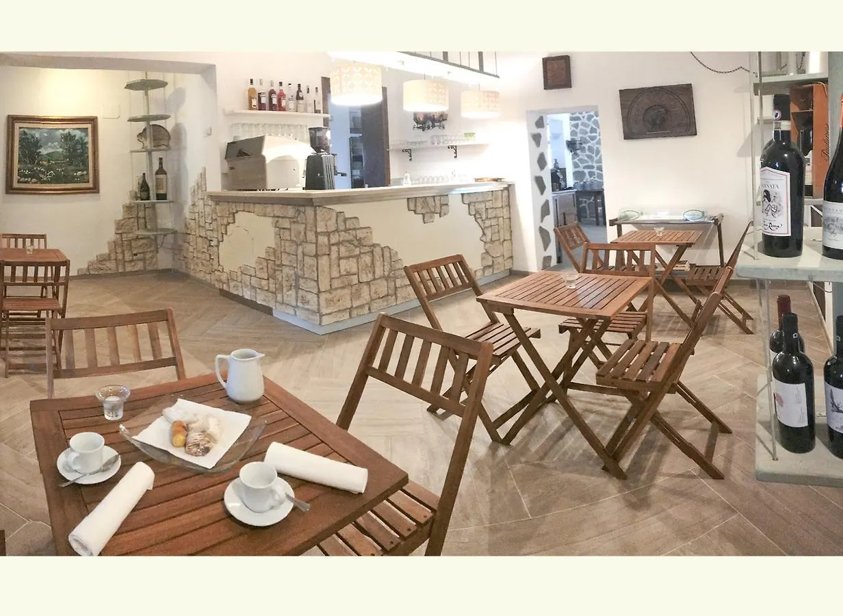 Hotel Tana Del Cinghiale Tirli 2*,